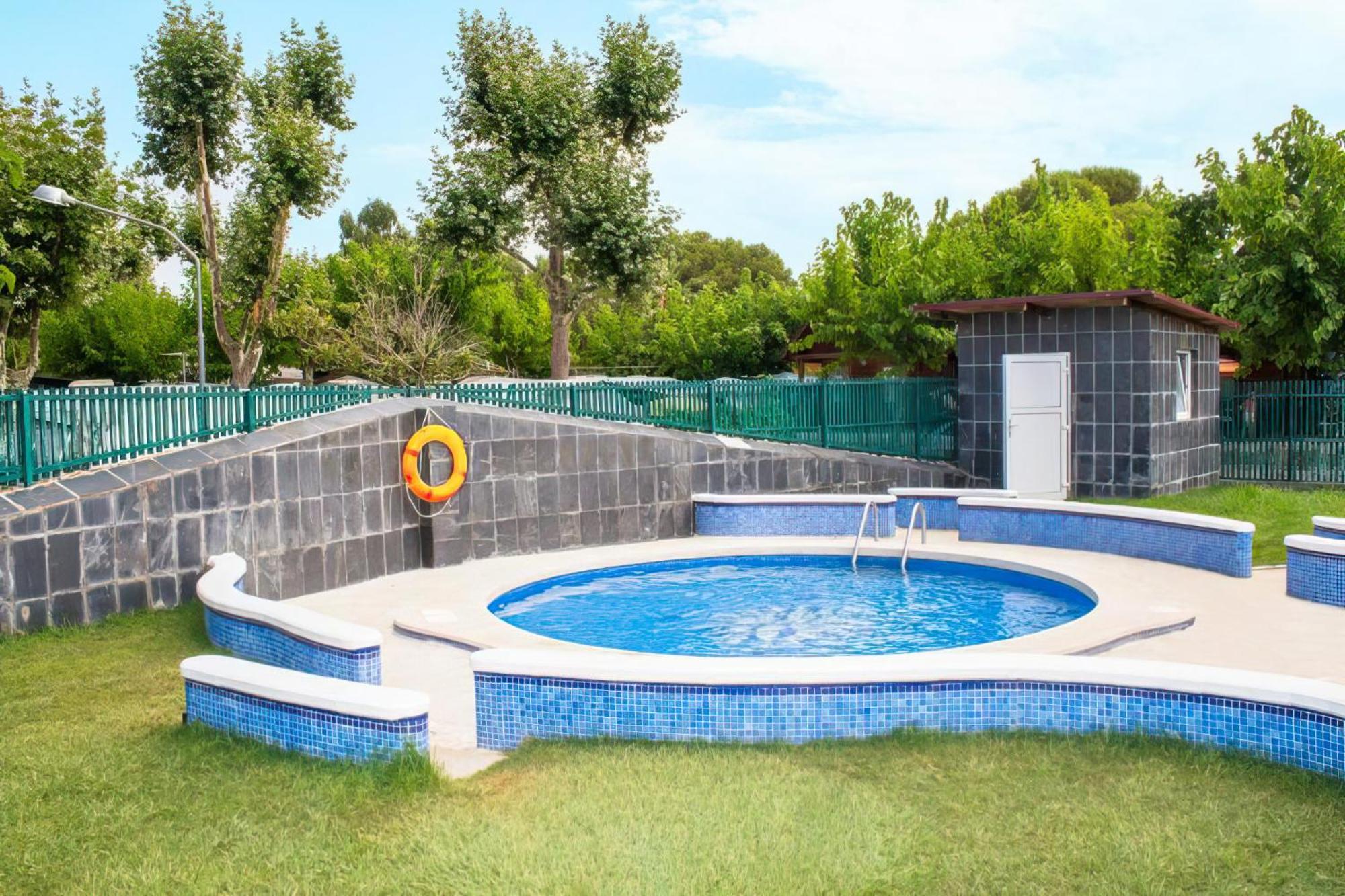 Arc De Bara Camping & Bungalows Roda de Bará 외부 사진