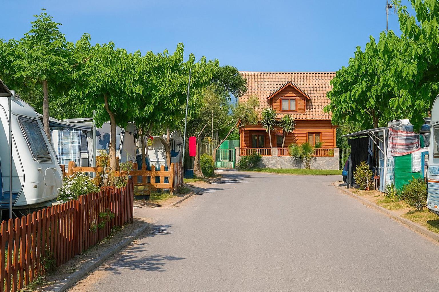 Arc De Bara Camping & Bungalows Roda de Bará 외부 사진